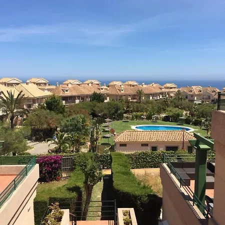 Bonito Apartamento En Con Piscina * Alcaidesa